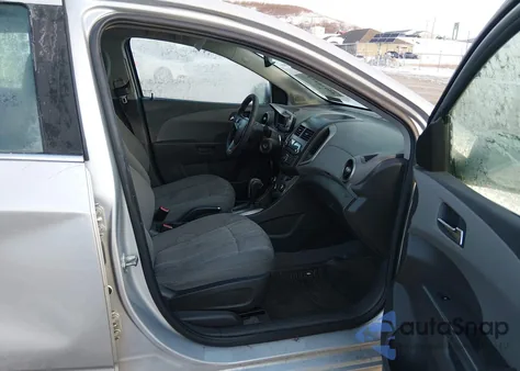 2013 Chevrolet Sonic Lt Auto z USA, uszkodzony, nr VIN 1G1JC6SG3D4199450